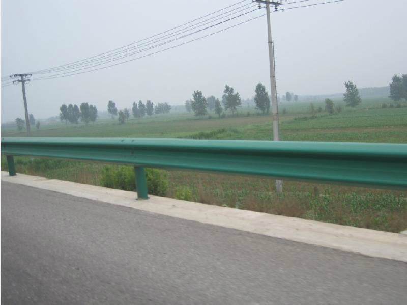 道路护栏有哪些优势？？？？？？