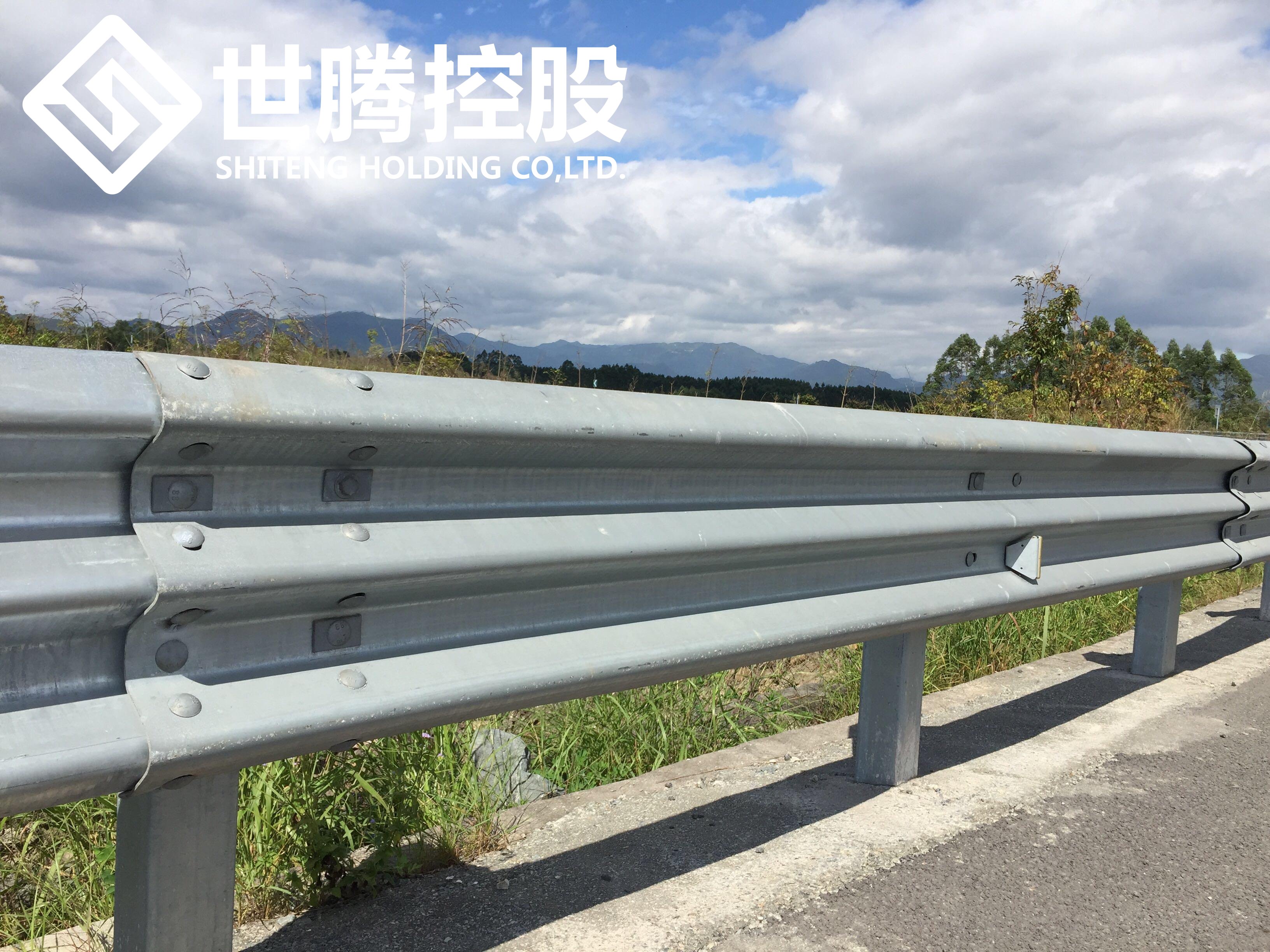 应该如何进行规范化设置道路护栏？？？？？